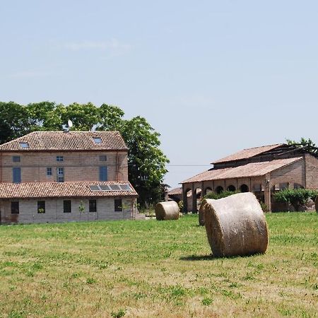Tenuta Rivalazzo Guest House Noceto Eksteriør bilde